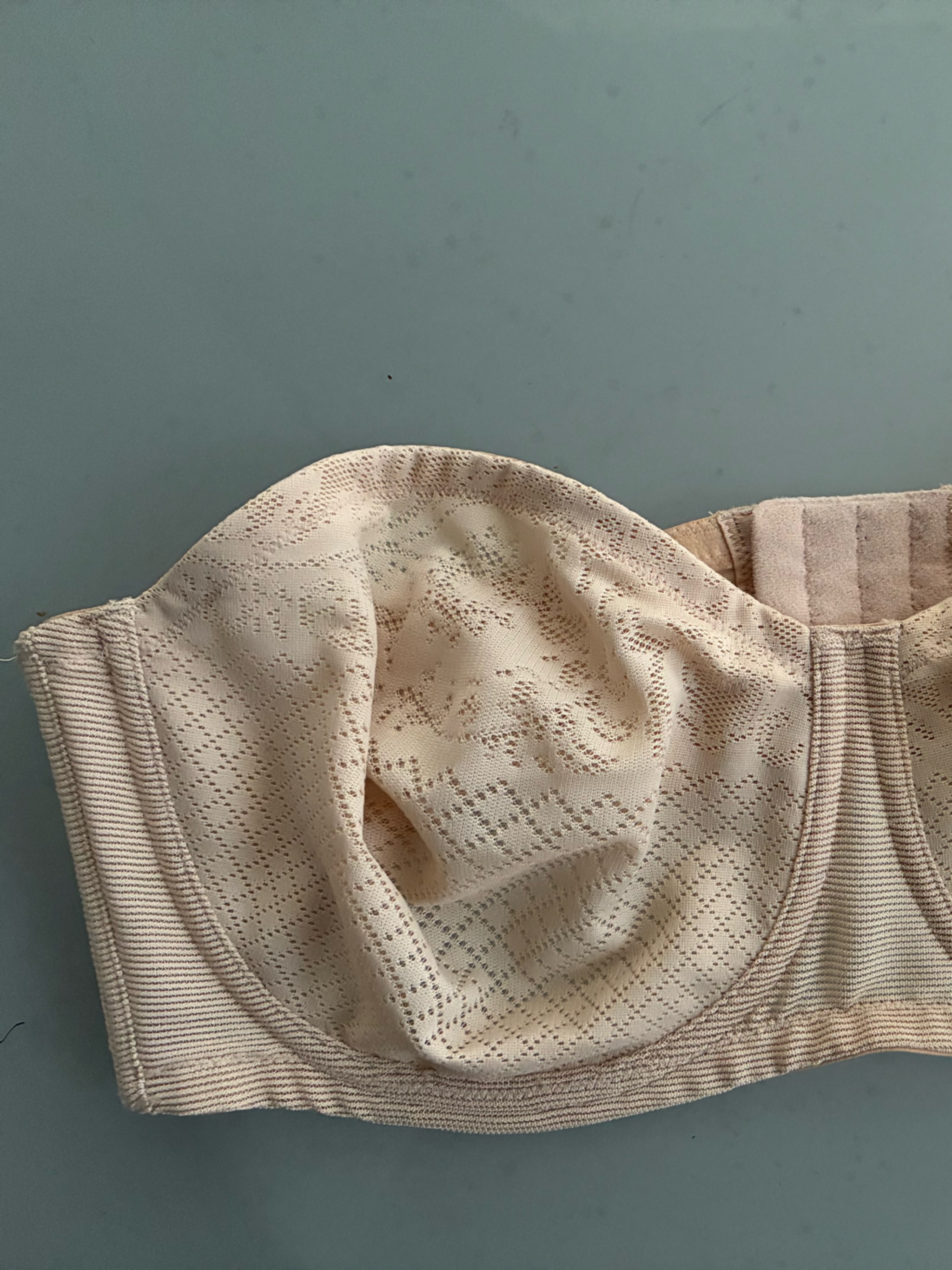 Wacoal 38dd Visual Effects Strapless Minimizer Bra In Sand